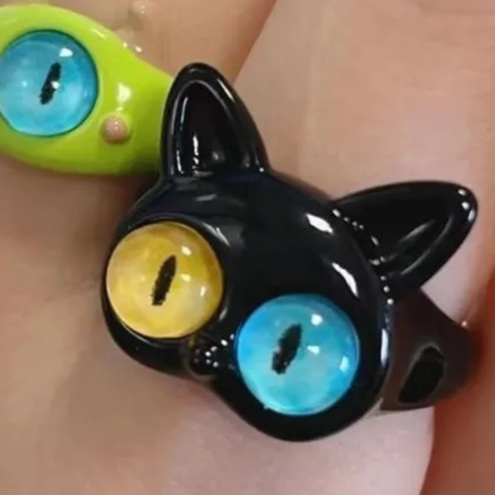 NEW Whimsical Black Cat Eyes Ring Cat Lady Fashion Jewelry